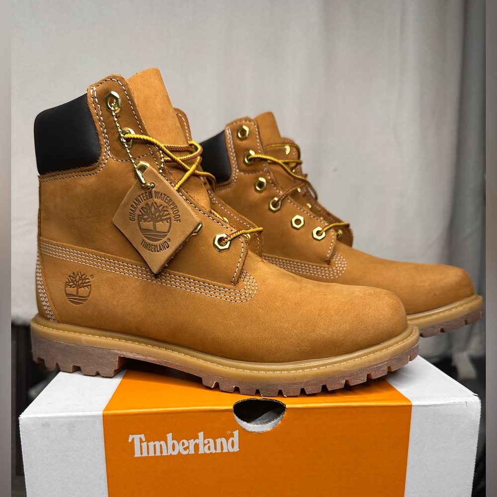 Timberland Women’s Wheat Leather Boots